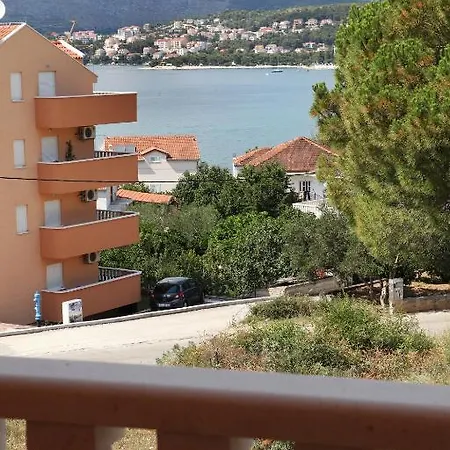 Апартаменты Adriatic Трогир